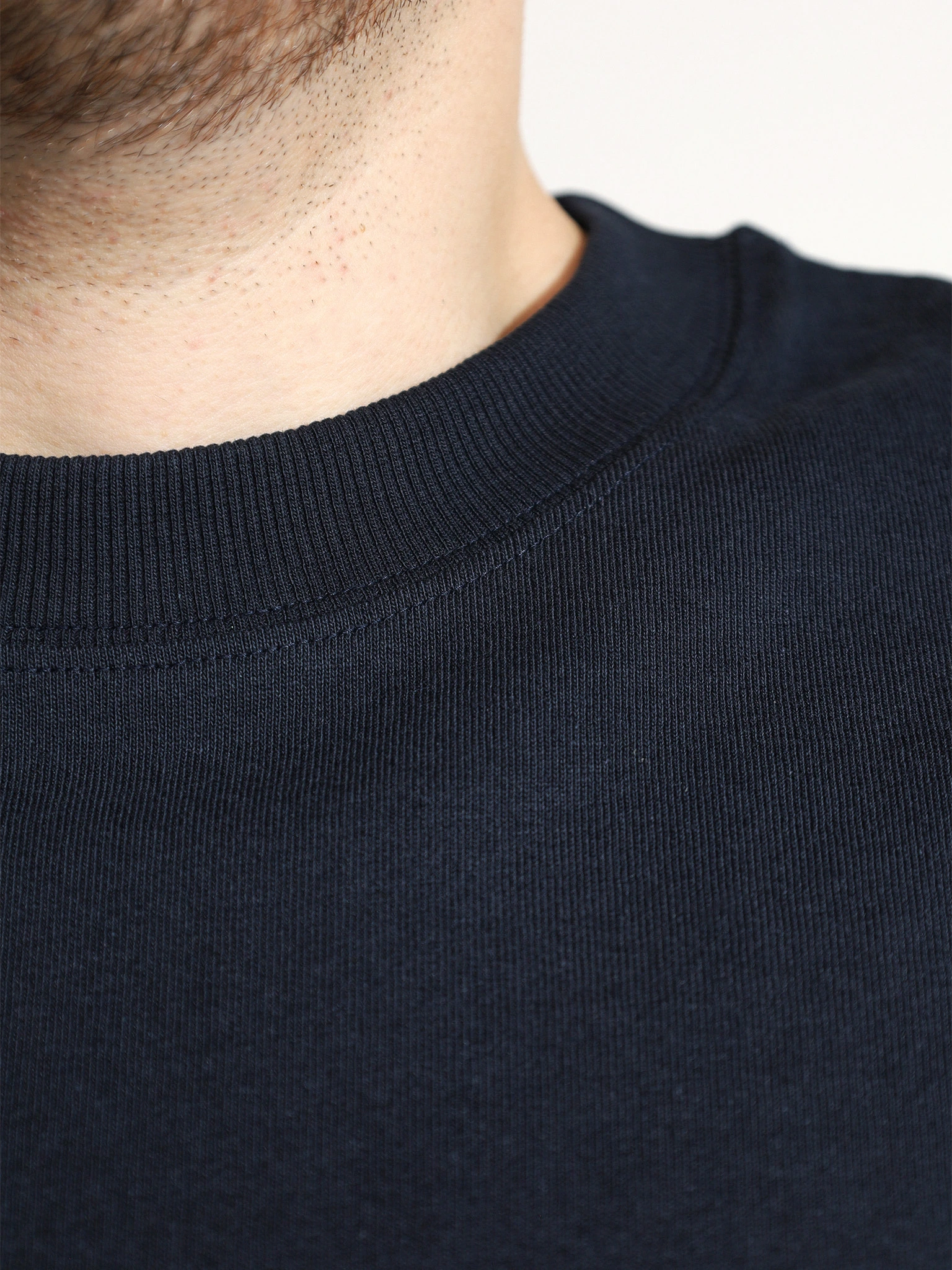 Футболка темно-синего цвета из хлопка